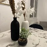 Apartamento L'escale Versaillaise By Vyvea *