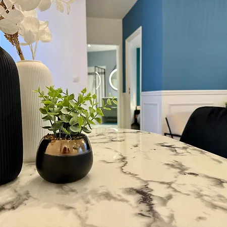 L'escale Versaillaise By Vyvea Apartamento *